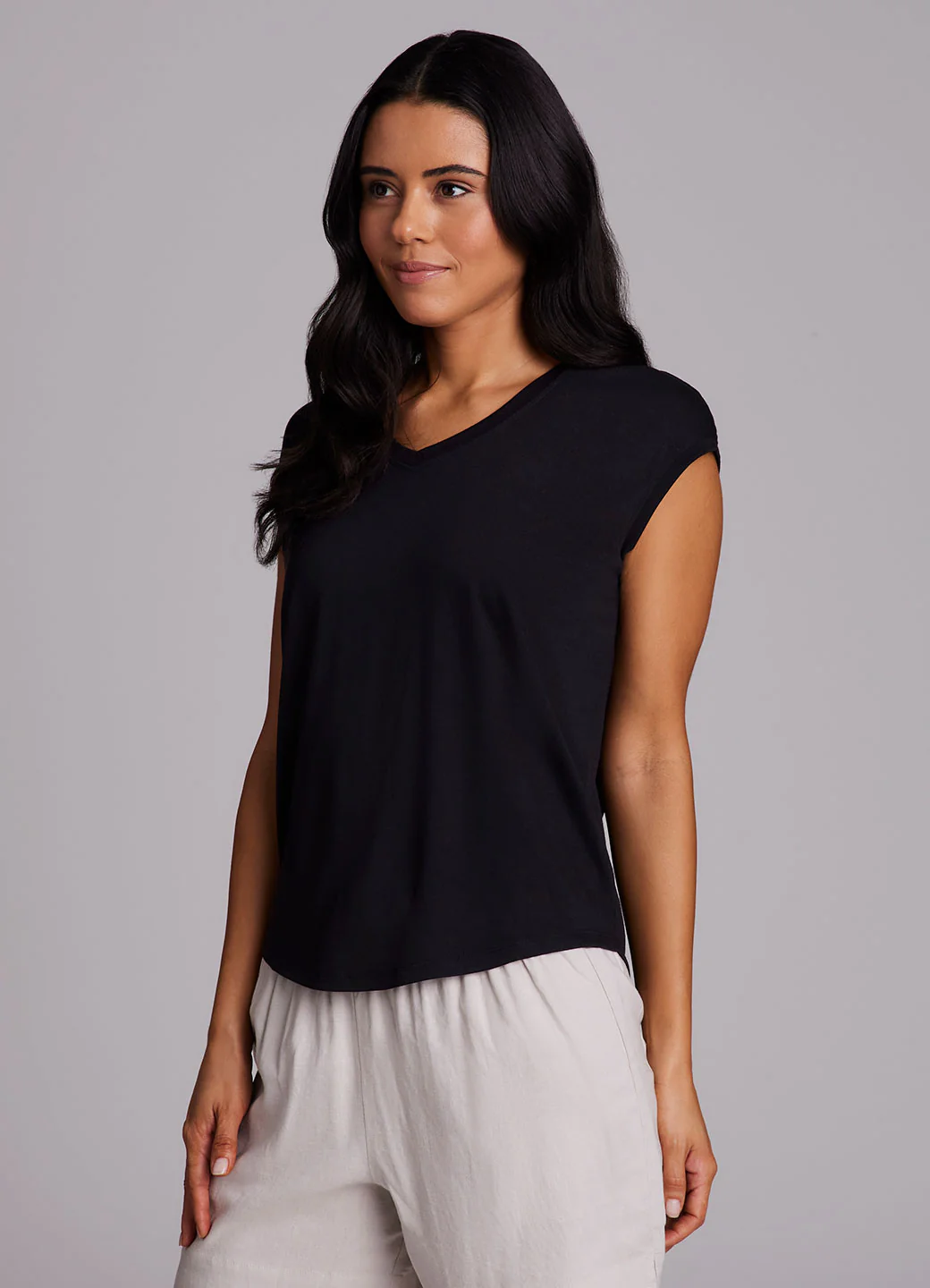 Breezy Hi Low Tee - Image 15
