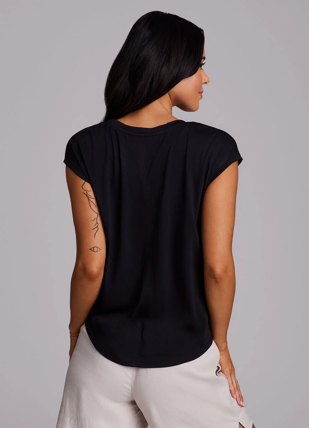 Breezy Hi Low Tee - Image 16