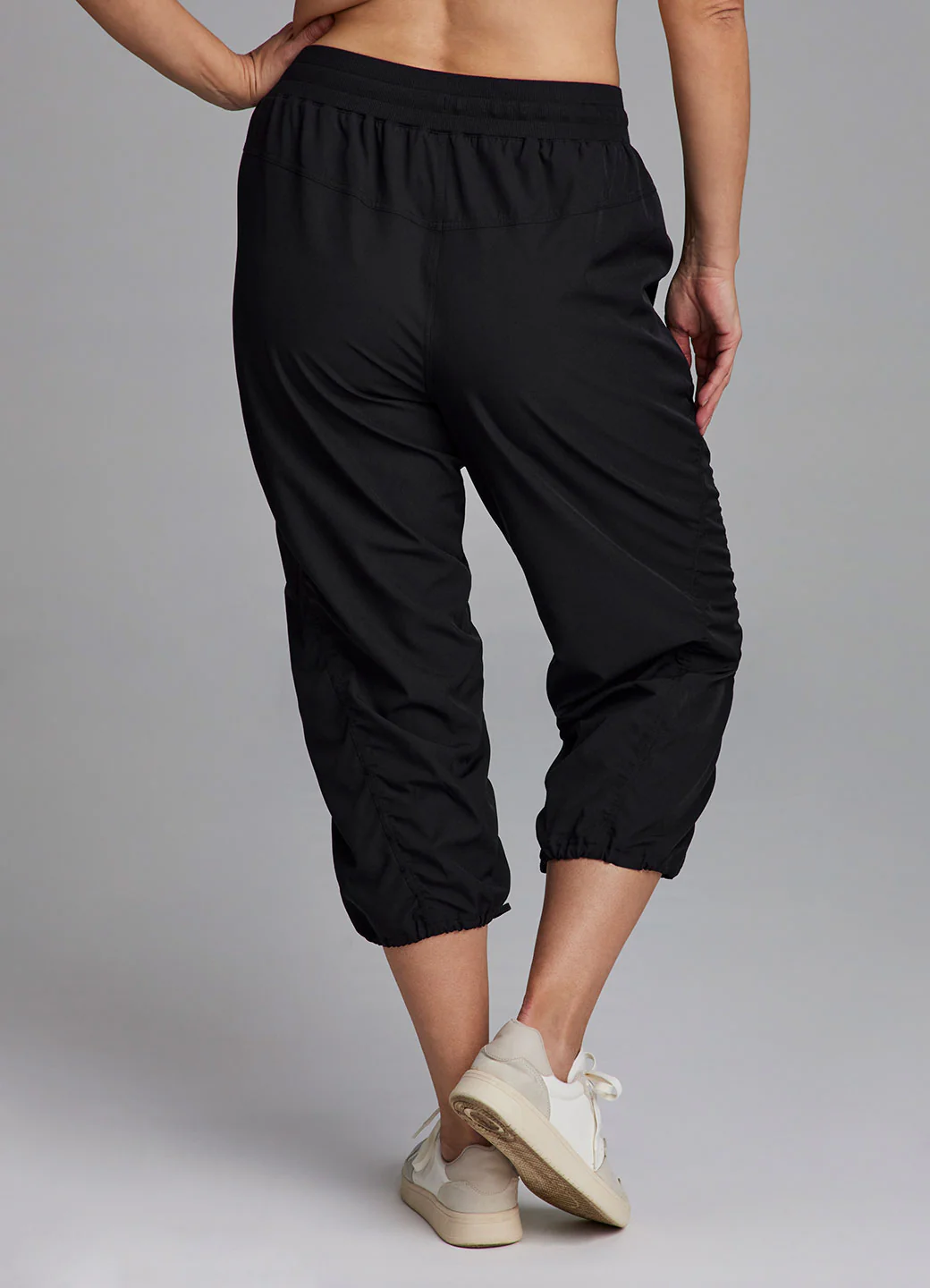 Plus City Stretch Lumen Capri - Image 25