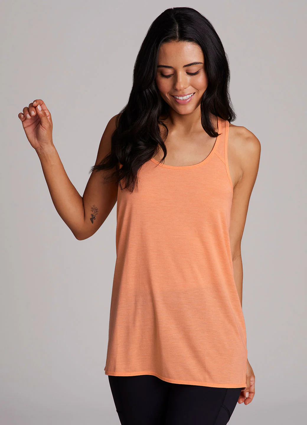Relaxed Twist Back Tank Top - Image 23