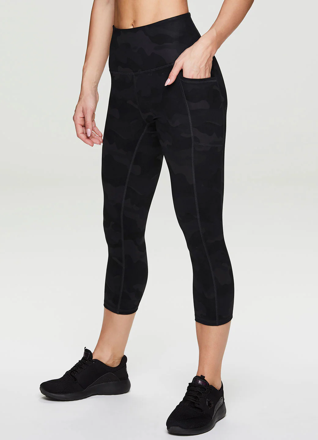 Prime Super Soft Camo Capri - Image 11