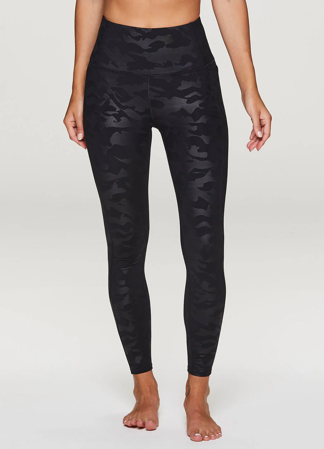 Shine Embossed Camo Legging - Image 3