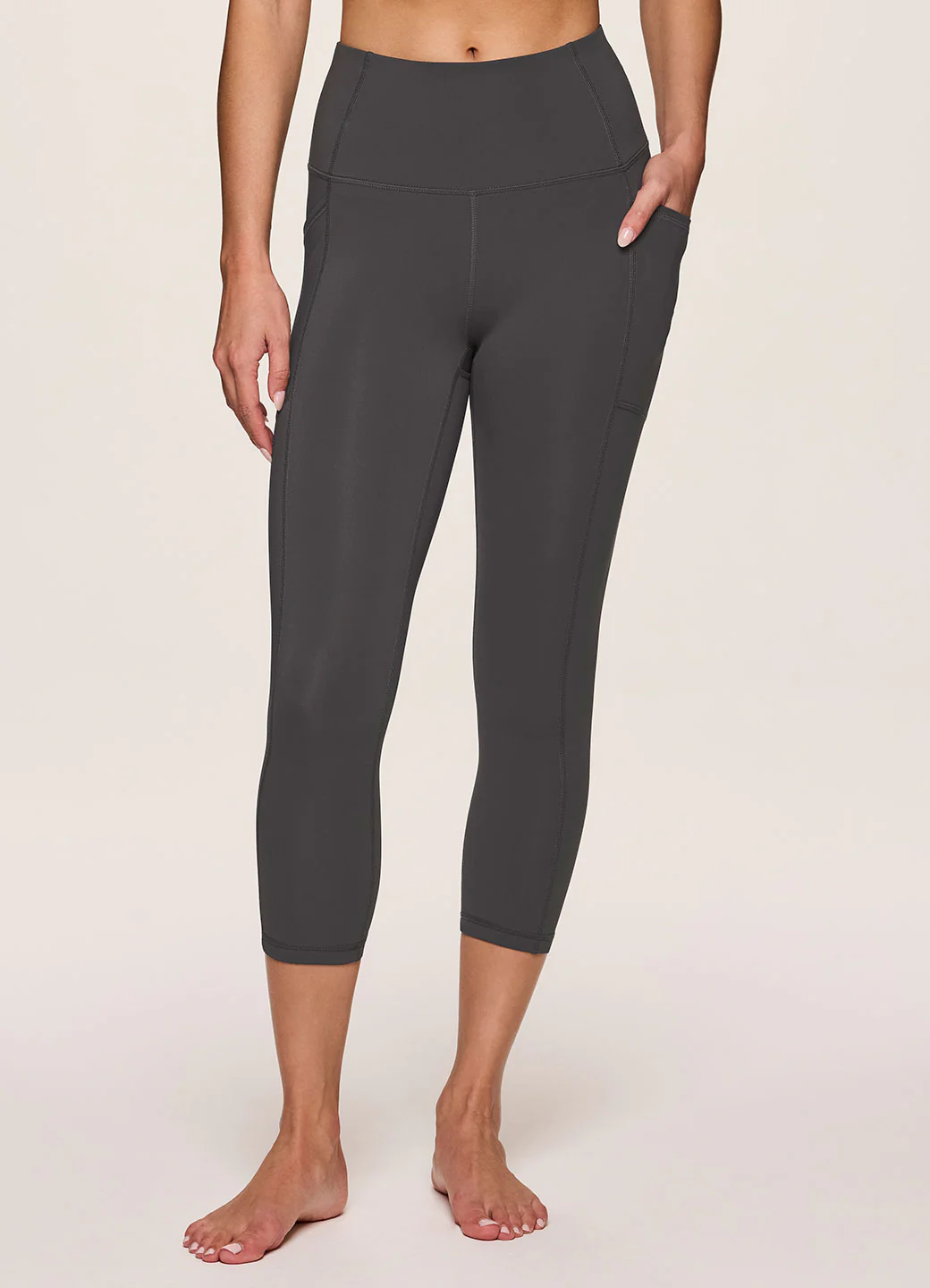 Tech Flex Ultra Hold Capri - Image 19