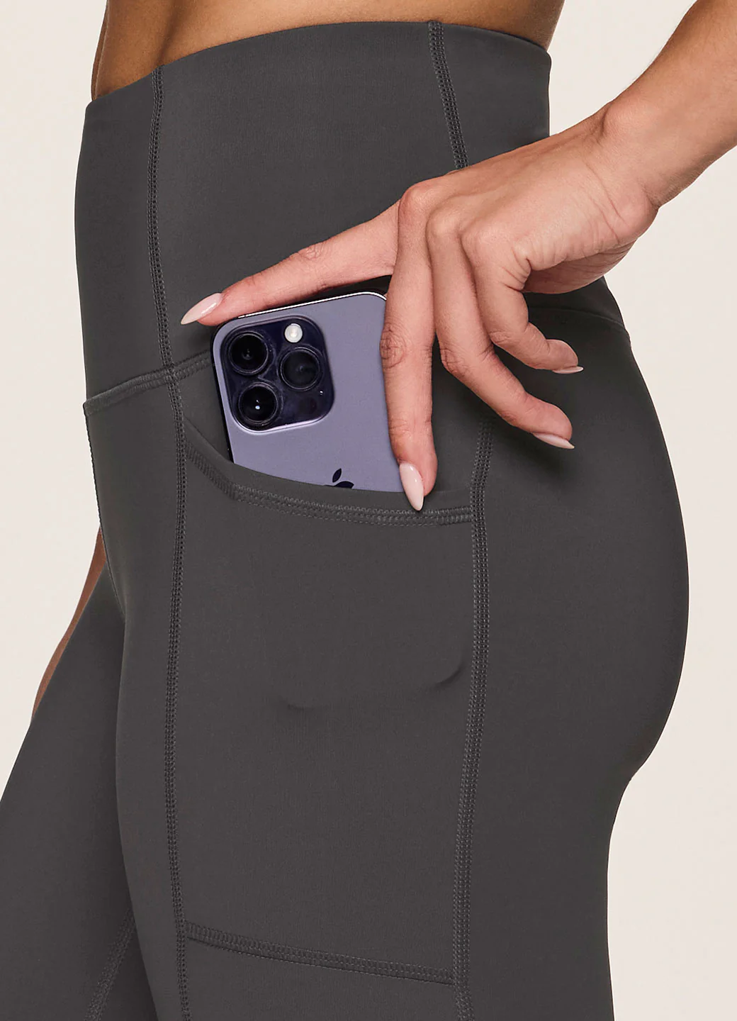 Tech Flex Ultra Hold Capri - Image 20