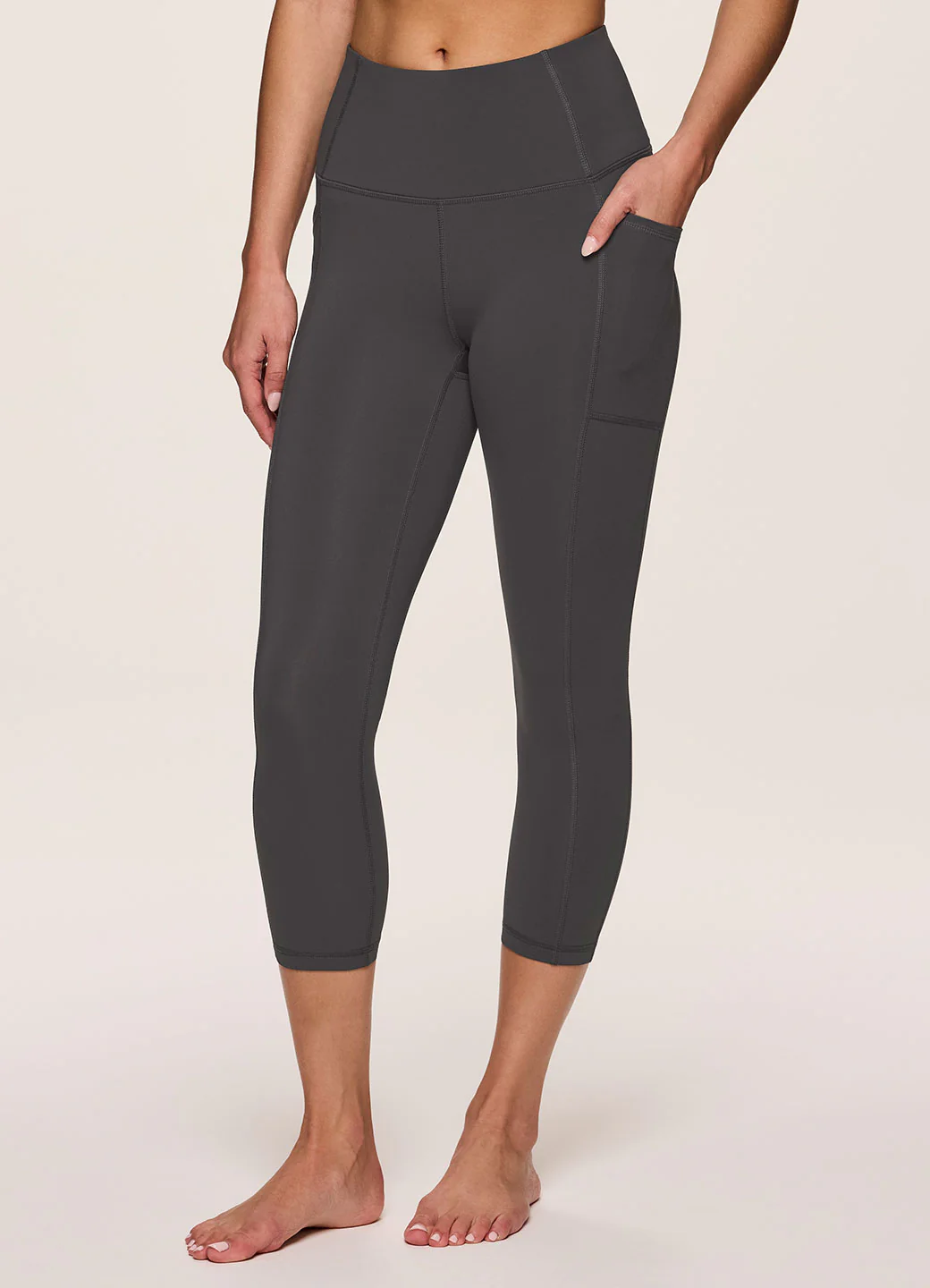 Tech Flex Ultra Hold Capri - Image 22