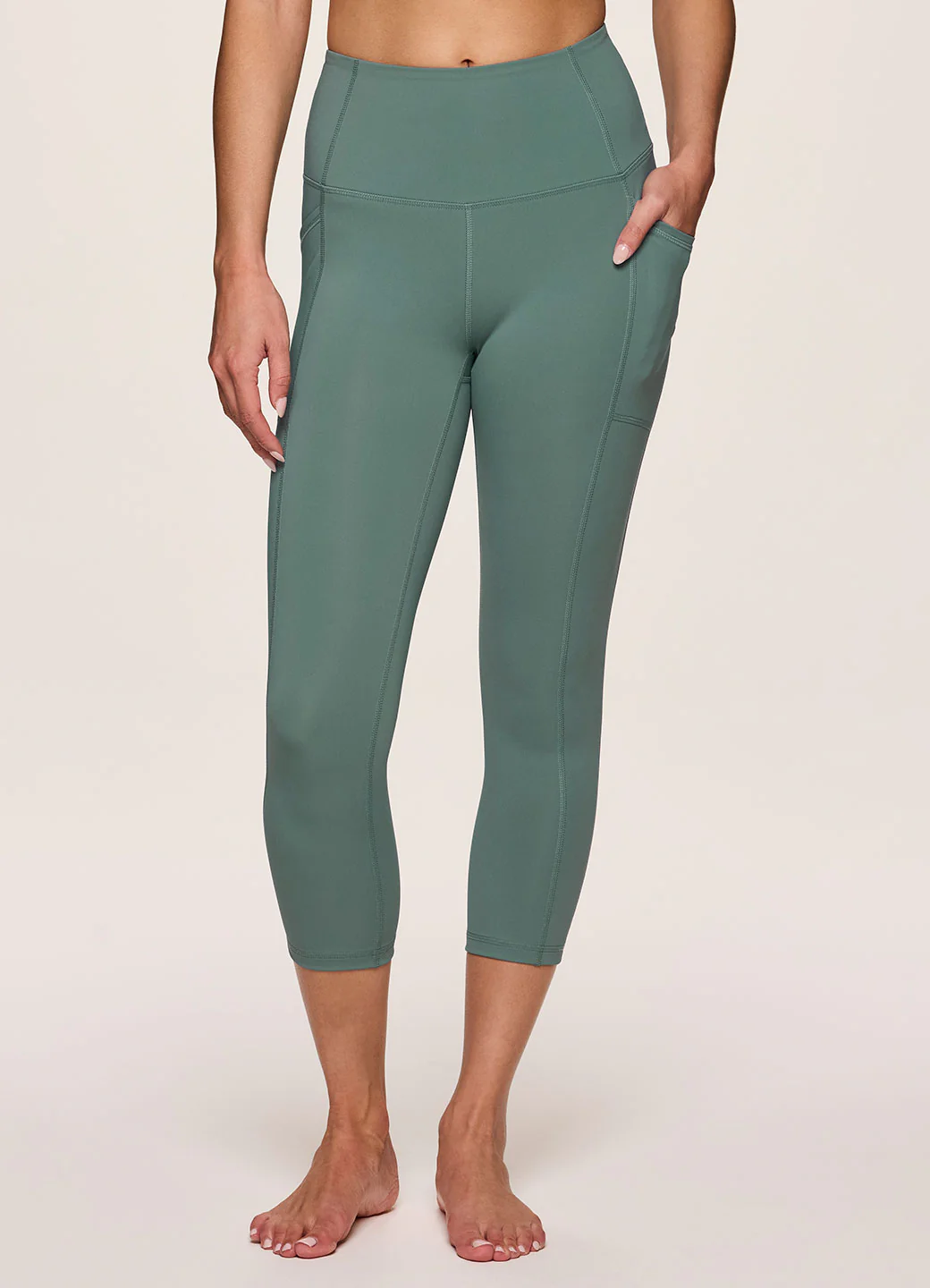 Tech Flex Ultra Hold Capri - Image 24