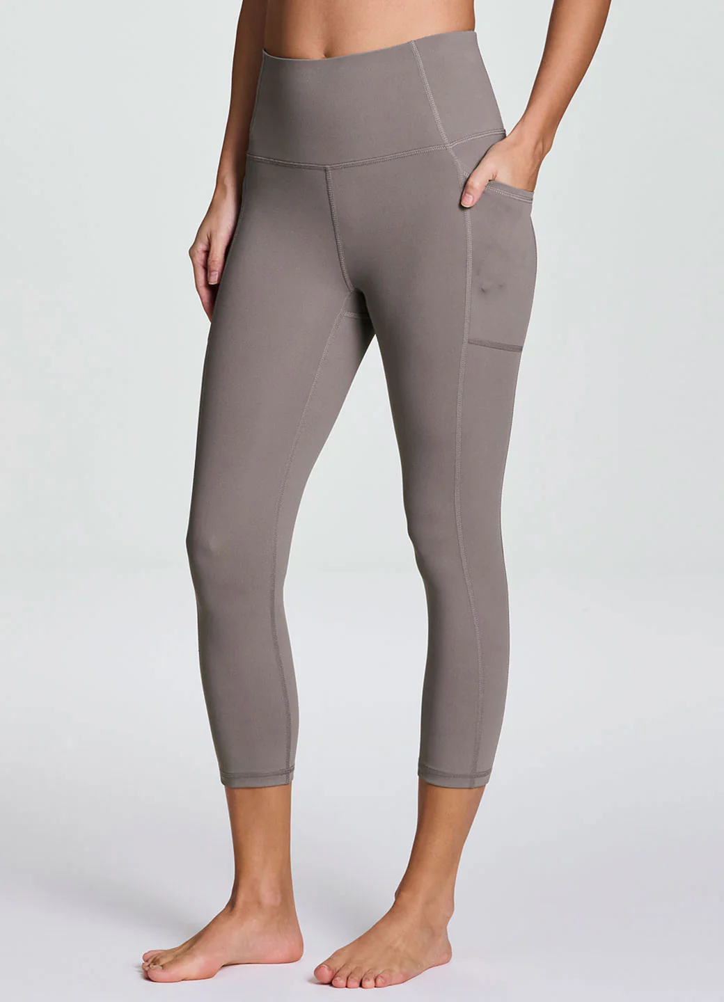 Tech Flex Ultra Hold Capri - Image 3